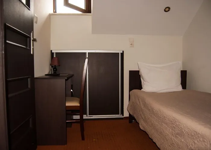 Отель Prymus 3*