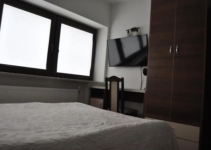 Отель Prymus 3*